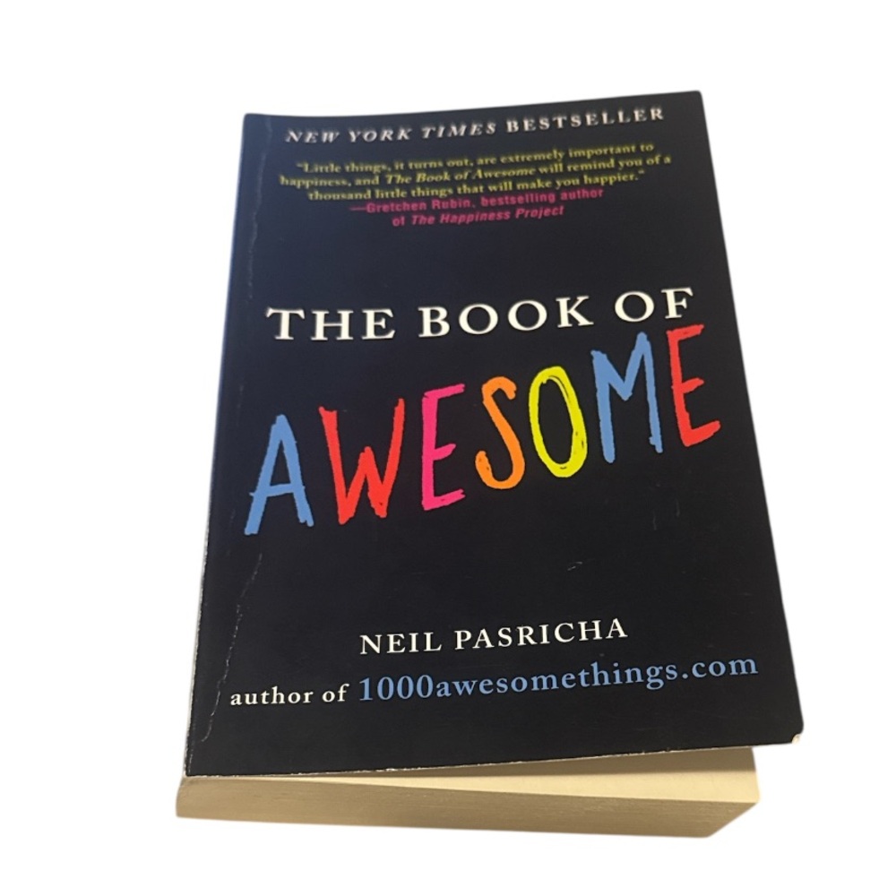 Paperback The Book of Awesome by Neil Pasricha